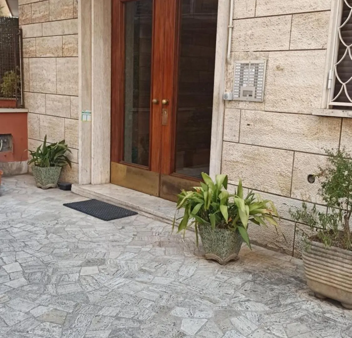 Marigio Vatican Apartment Rome